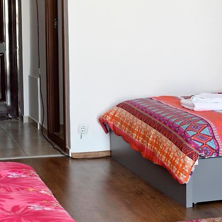 Lovely 1 Bedroom Apartment With Free Street Parking 布加勒斯特 外观 照片