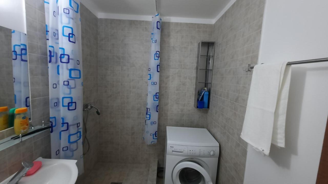 Lovely 1 Bedroom Apartment With Free Street Parking 布加勒斯特 外观 照片